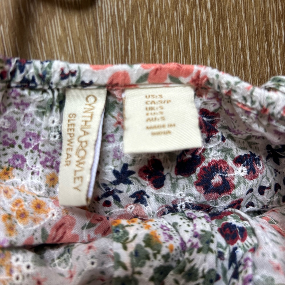 Cynthia Rowley Floral Print Women's Sleepwear Set - Picture 3 of 5